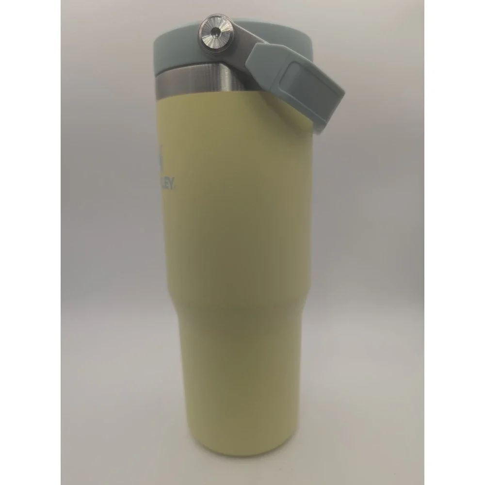 Stanley The Ice Flow 30-Ounce Flip Straw Tumbler in Pomelo Size 30 Oz - Picture 2 of 6